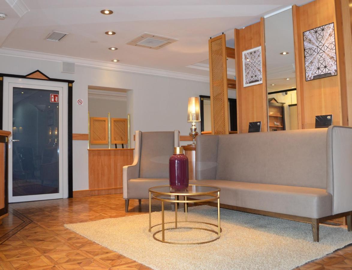 Hotel Park By Radisson Frankfurter Ring 3*